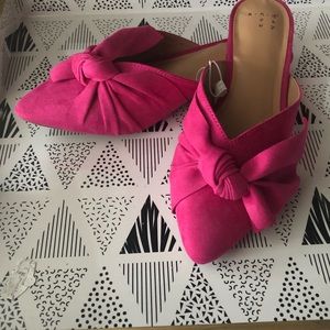a new day fuchsia flat slides/mules Sz 6